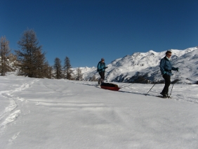Séjour raquette dans les Alpes avec pulka